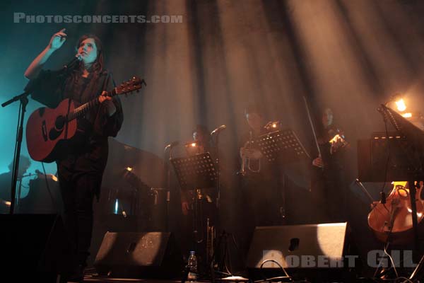 OLIVIA PEDROLI - 2010-11-17 - PARIS - Cafe de la Danse - 